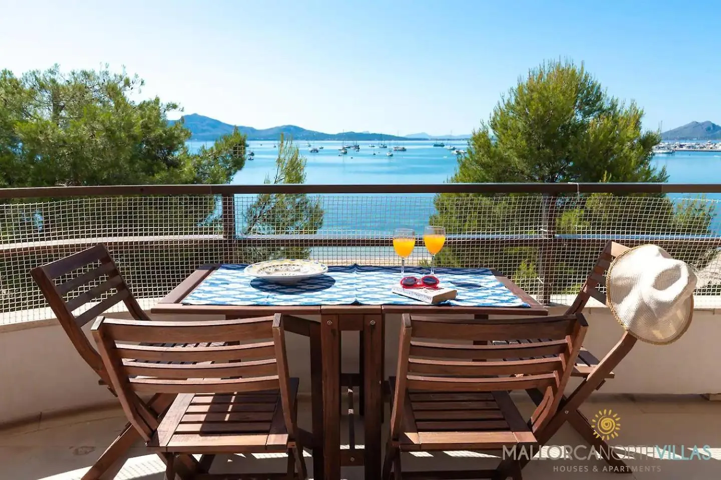 Apartamento Voramar II First Line Pine Walk Apartment Port de Pollenca