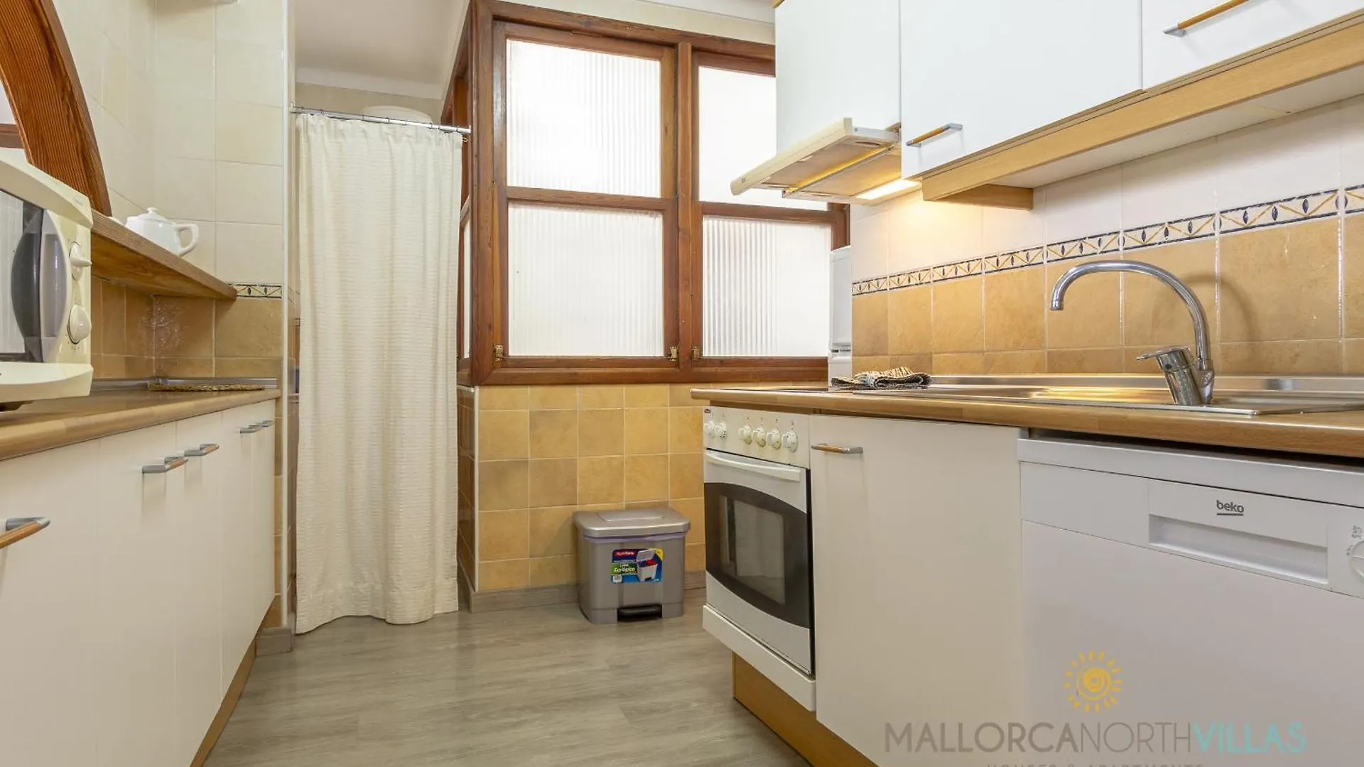 Apartamento Voramar II First Line Pine Walk Port de Pollenca Spain